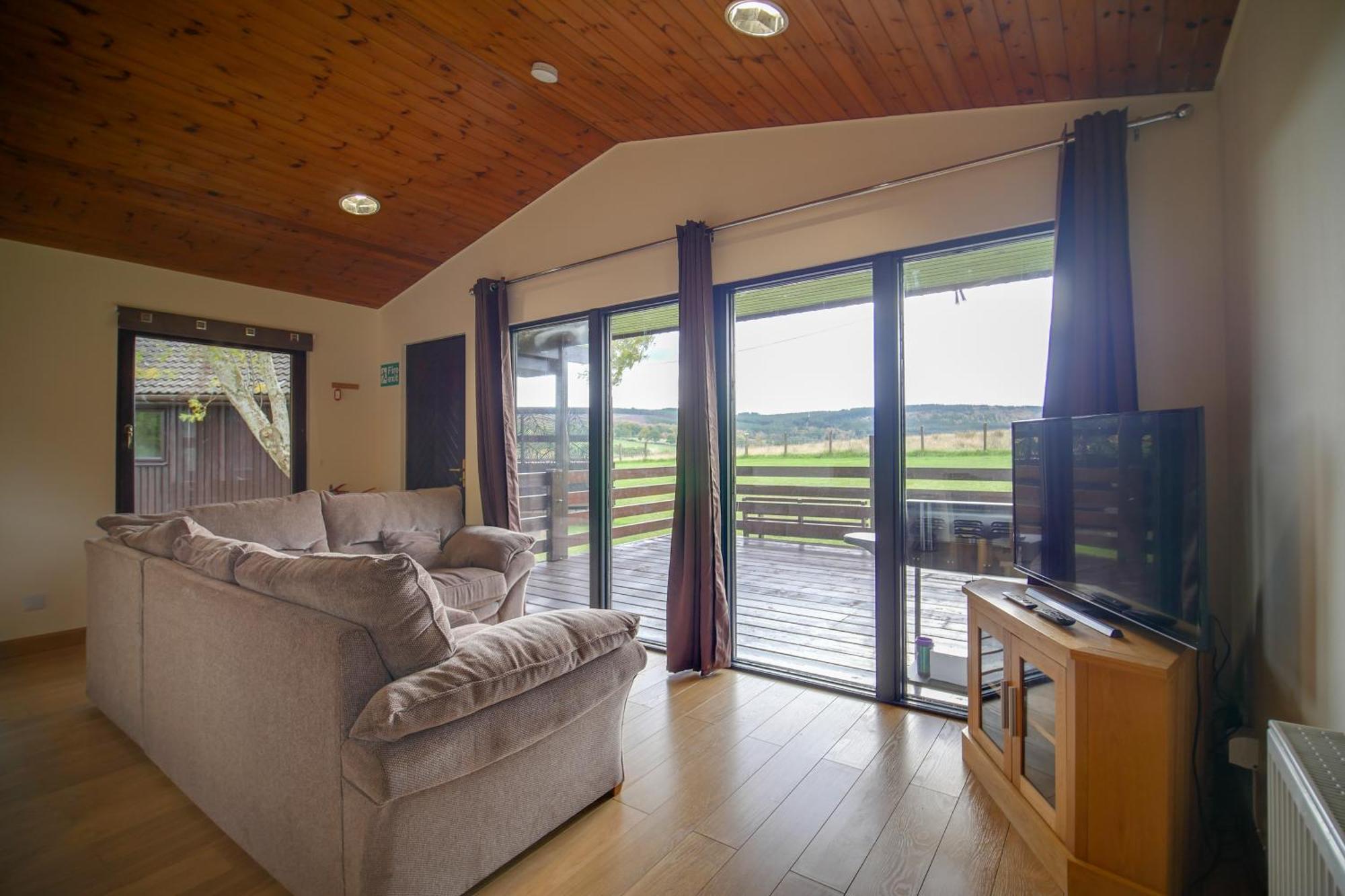 Glenview Chalet Park Інвернесс Екстер'єр фото